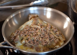 Cuire sur une poêle chaude. Comme tout est déjà...